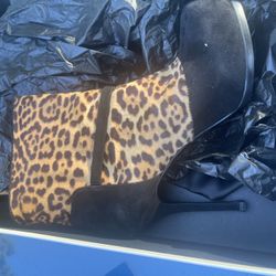 Yves Saint Laurent Heel Boots