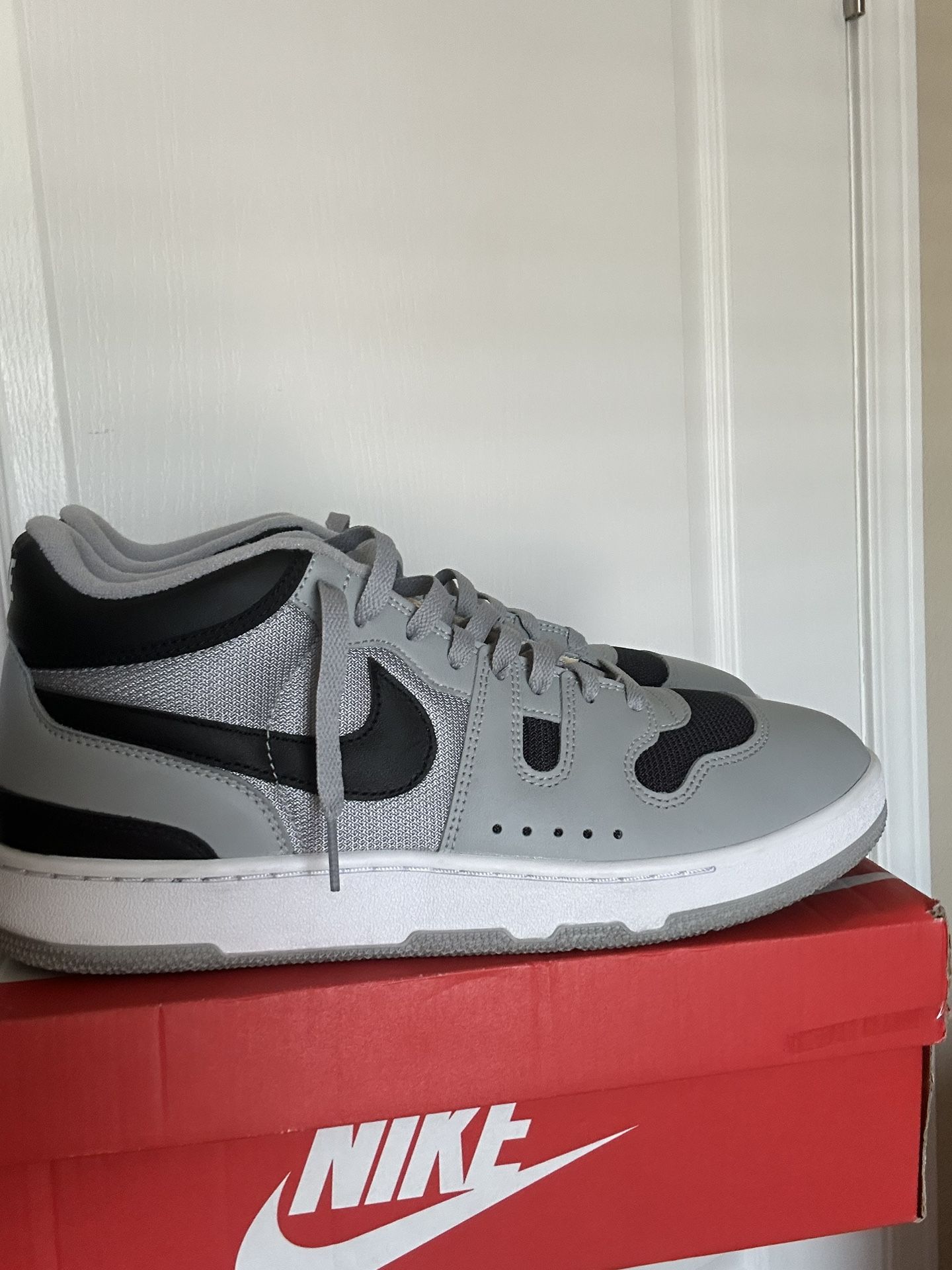 Nike Mac Attack Size 12