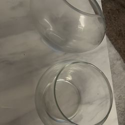 glass bowls/vases