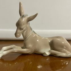 Lladro Donkey Figurine Nativity  Collectable Piece 