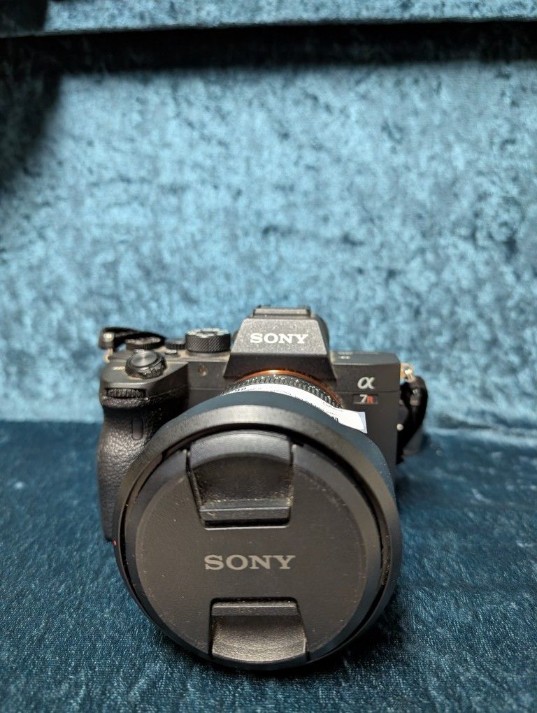 Sony Alpha 7R IV