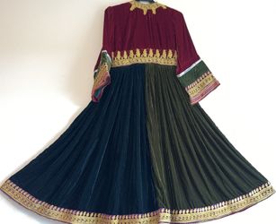 blue dress explained Blue Breeze 3 Piece Floral Print Pure Cotton Afghani Suit Set For Women –  Label Madhuri Thakkar main image 1