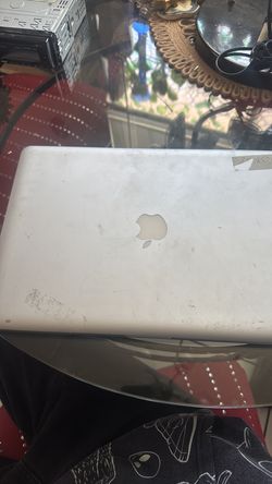 MacBook Pro (For Parts)