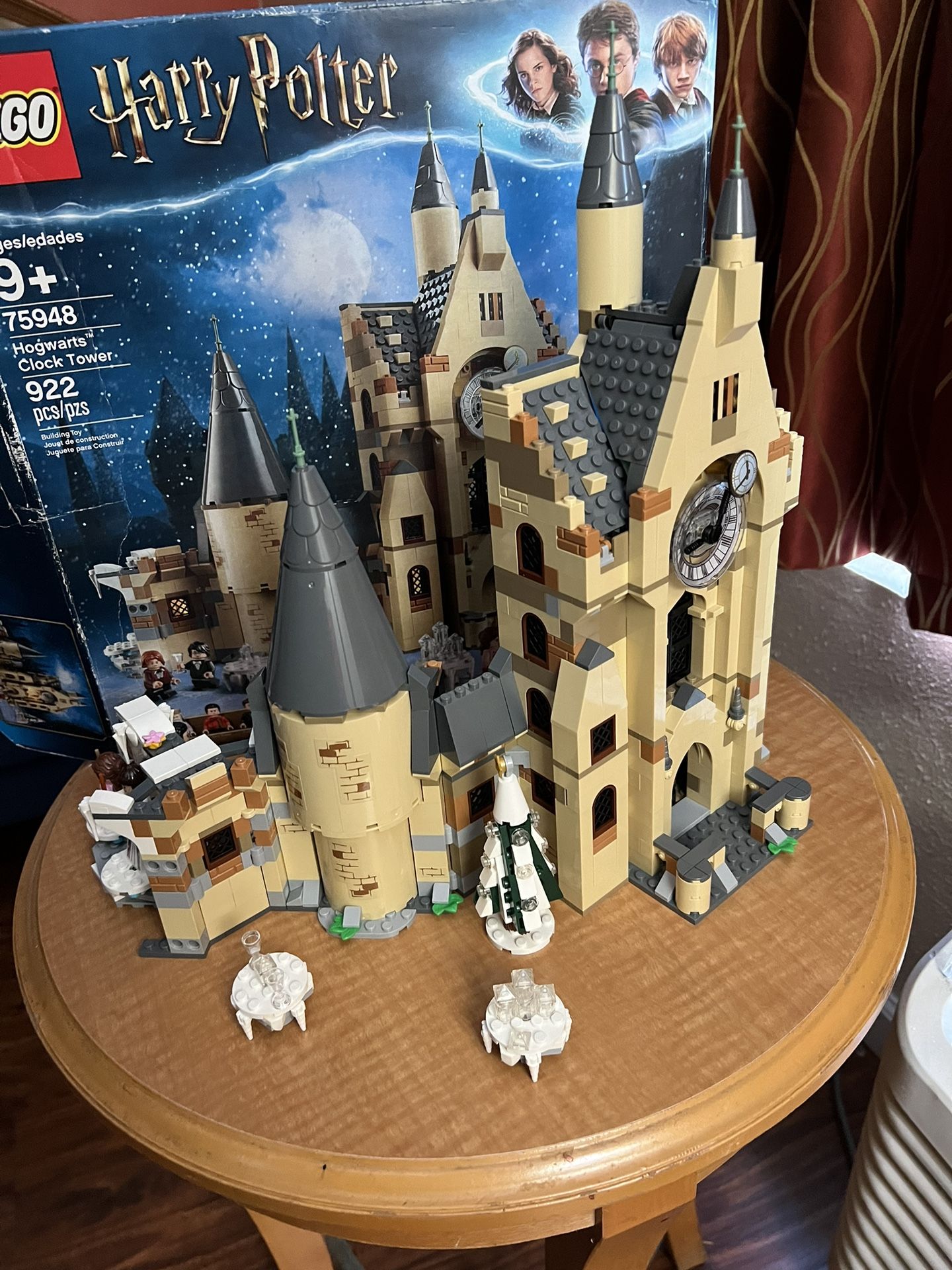Lego Harry Potter Hogwarts Clock Tower!