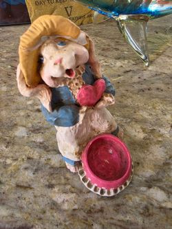 Trinket holder