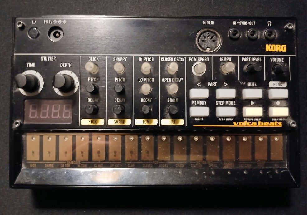 Korg Volca Beats Analog Drum Machine