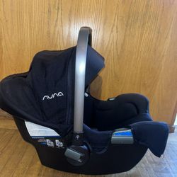 Nuna Infant Car Seat + Base