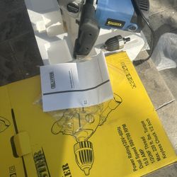 Blaster Mud mixer heavy duty. Dual speed 500/700 RPM. 10.0AMP 220 ft lb. Keyless chuck 1/2”