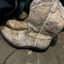 Boots 