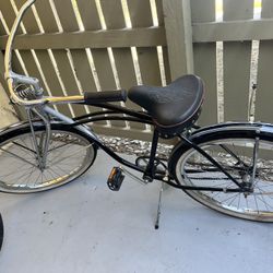 Schwinn Vintage Wasp Cruiser Bike