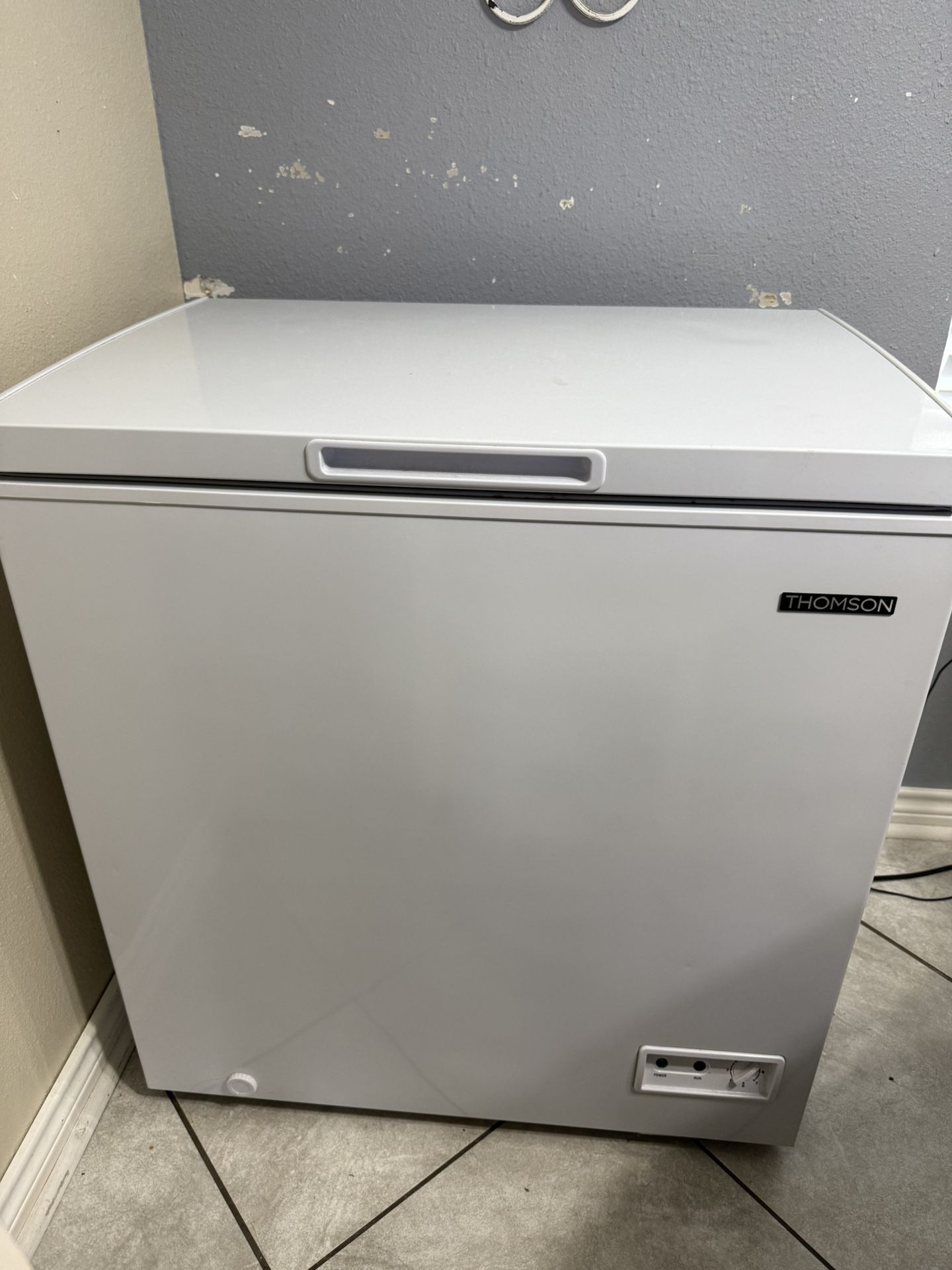Thomson Deep Freezer