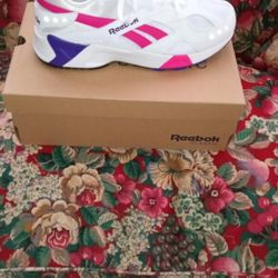 Brand New Reeboks Tennis Shoe Size 10 1/2 Ladies 12 Mens