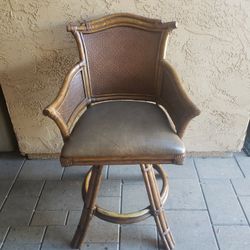 Wicker Swivel Bar Stool