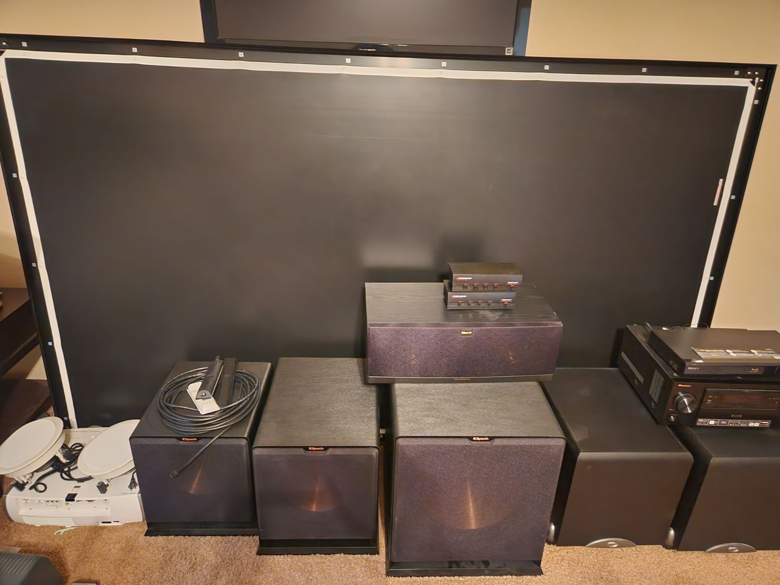 Home Theater System 