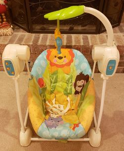 Fisher-Price Rainforest Travel Swing! $25.00