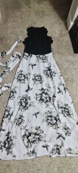 Leslie Fay Sz 6 Beautiful Floral Black And White Dress