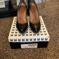 Moreschi Black Leather Heels  Size 38