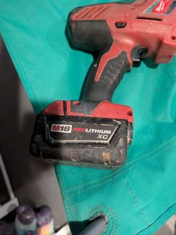 Milwaukee M18 Cordless hackzall saw with Battery