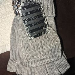 Victoria's Secret Snowflake Sparkle Mittens