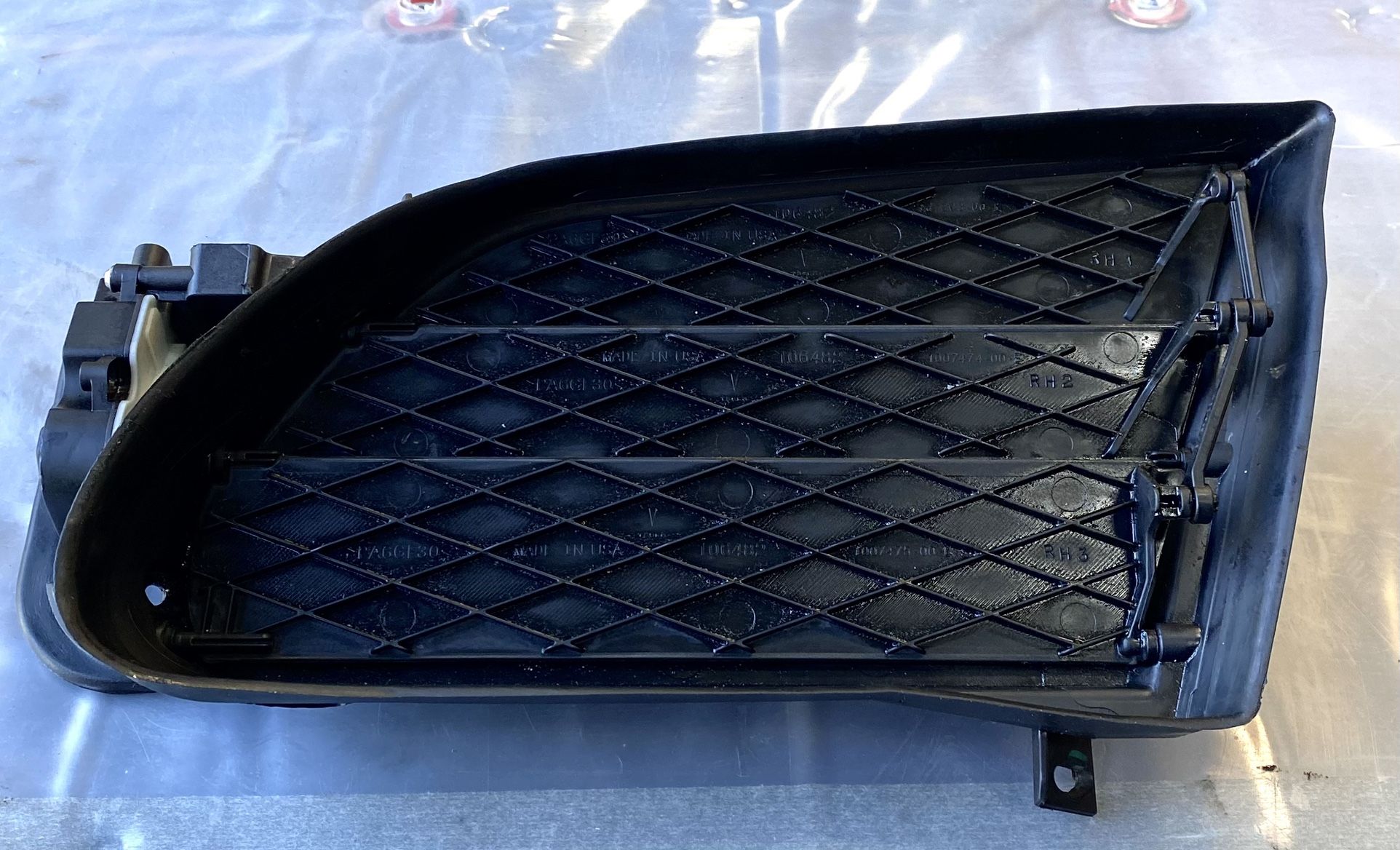 Tesla Model S Active Louvre Right Hand Passenger 2012-2016