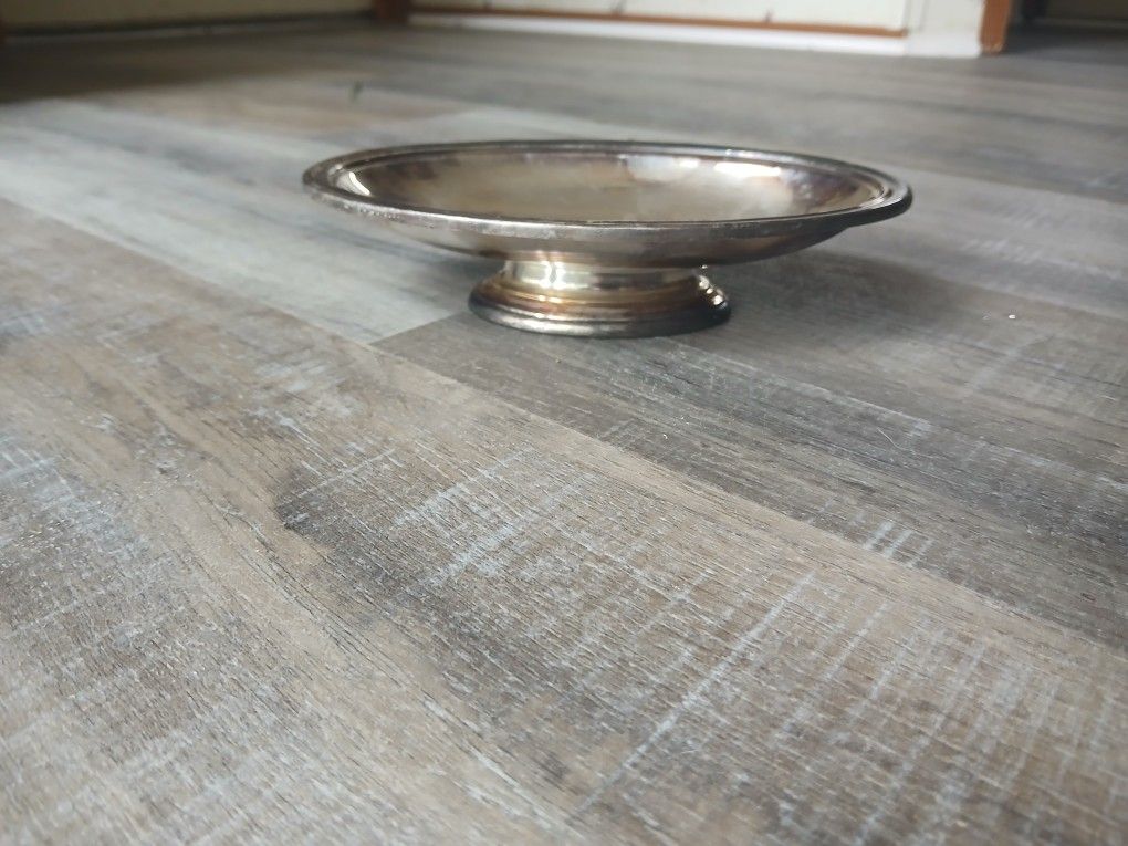 Vintage Reed & Barton Dish