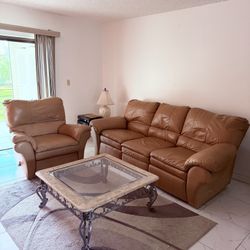 ✨Beautiful Living Room Set for Sale!✨ Includes 2 comfy couches and 2 elegant tables — perfect for any home! 💕