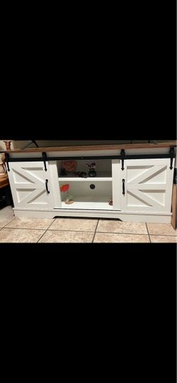 TV STAND