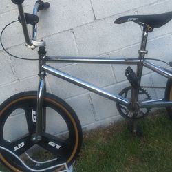 1998 Dyno VFR Old School BMX 20” Chrome – GT Era
📄