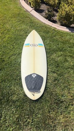 5’10 kb surfboard short board