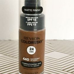 Revlon Colorstay Liquid Foundation 