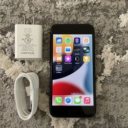 Iphone 7 UNLOCKED Great Condition