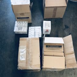 Lot Of 700 Units Of Sylvania/ Philips Lights Bulbs / Fluorescent/ Lamps Different Models/ Voltage/ Watts