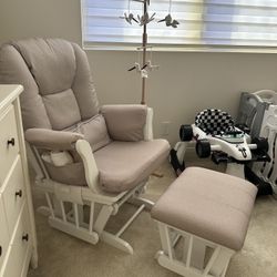 Glider & Ottoman (White/Gray)