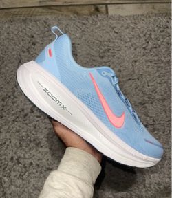 Nike Vomero 18