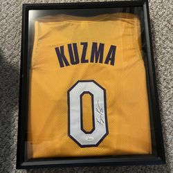Kyle Kuzma signed Laker jersey