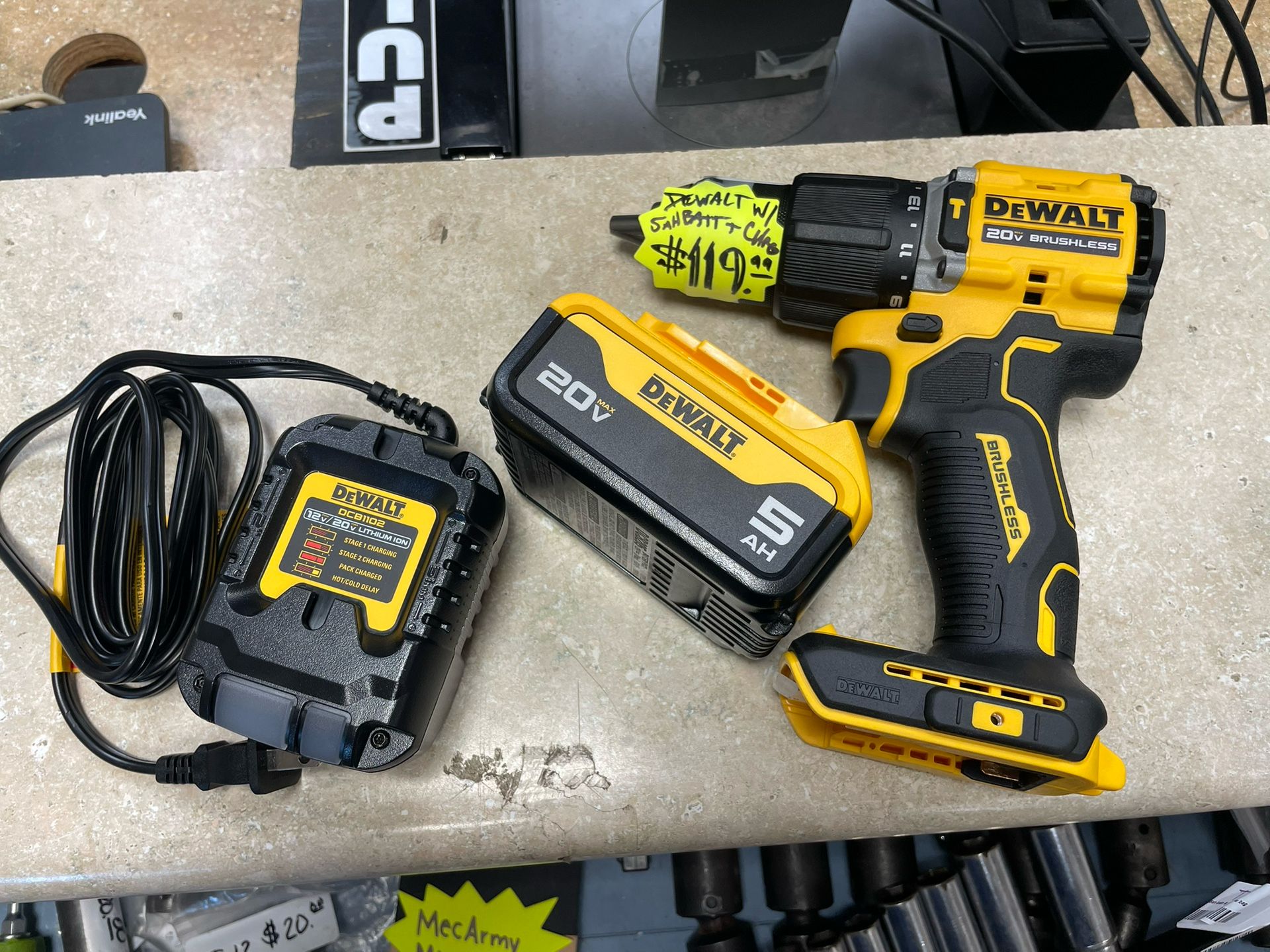 Dewalt 20v Hammer Drill Set