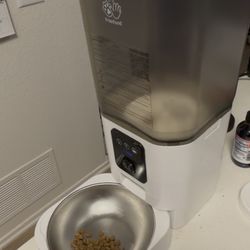 Auto Dog Food Feeder (Smart Life App)
