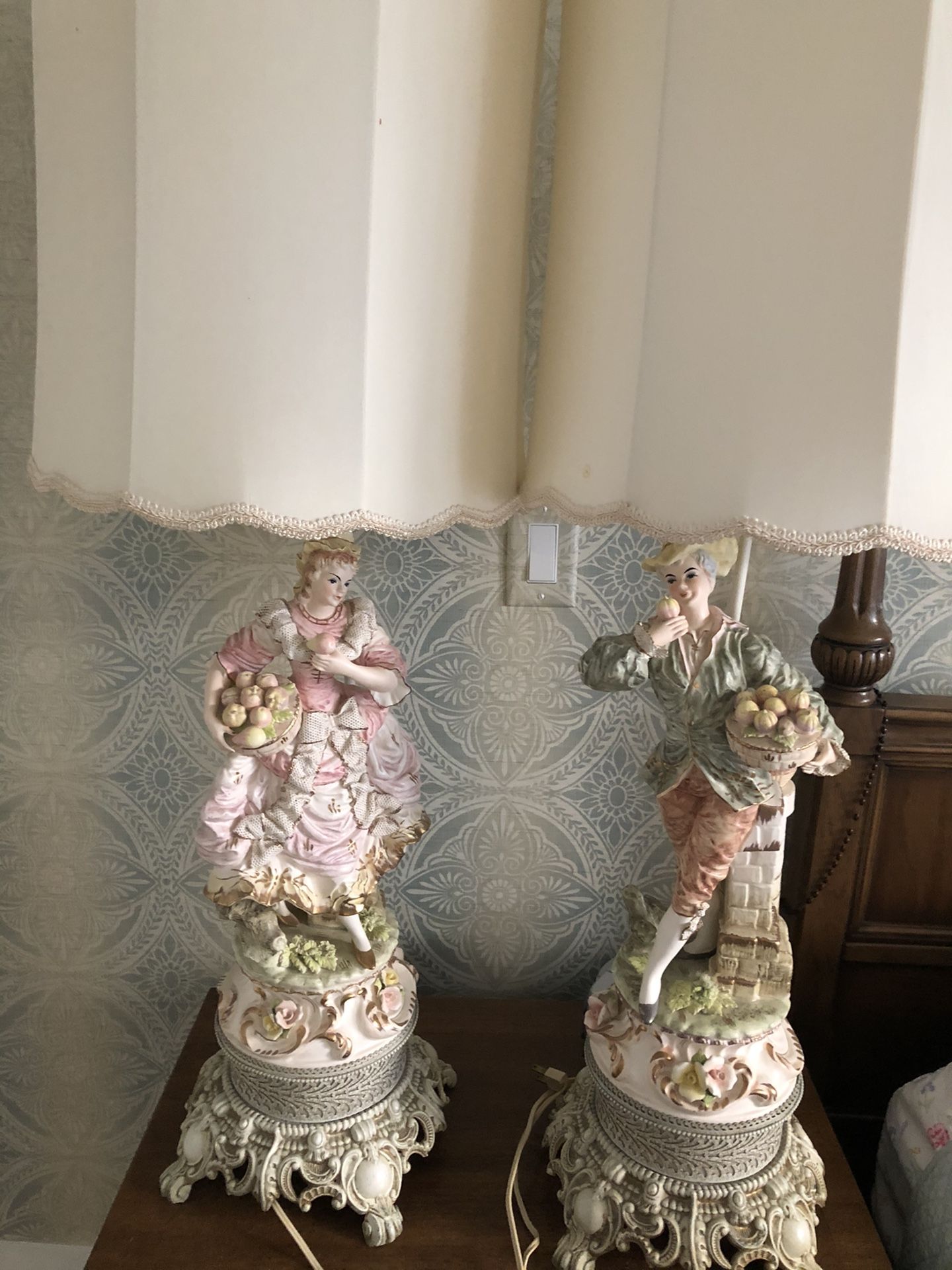 Figural ceramic /porcelain vintage table lamps