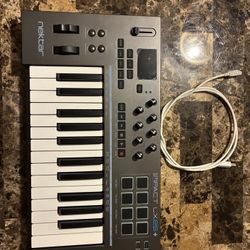 Nektar Impact LX25+ Midi Keyboard