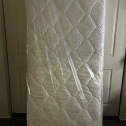 Twin mattress