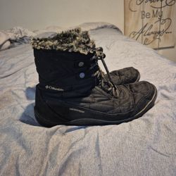 Columbia Waterproof Boots Women's Size 8 And 1/2