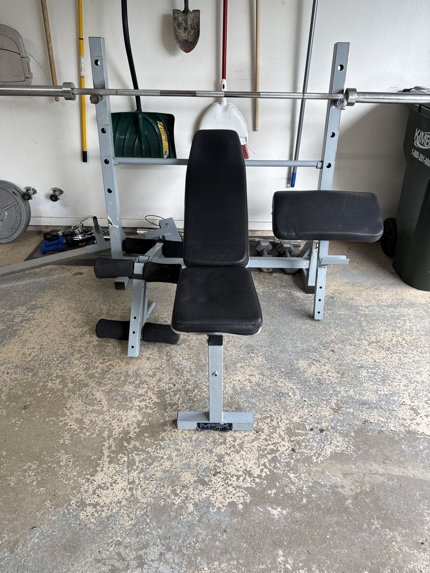 Weight Bench With Incline Decline And Flat Ability. With Attachments