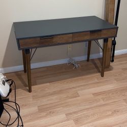 Nice Writing/ Work Desk