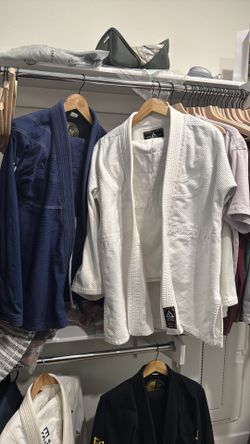 Jiu Jitsu Gi (4 tops and 4 pants all for $80) 2 Size A3, 1 size A2, and 1 Size 4/170