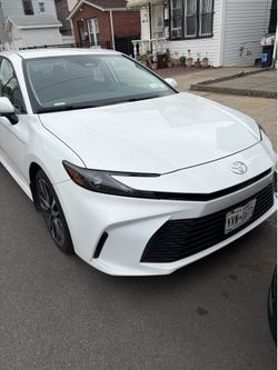 2025 Toyota Camry Hybrid
