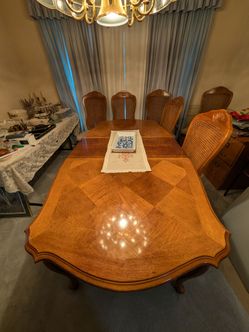 Vintage Parquetry Expanding Dining Table Stanley Dining Chair Set - Estate Sale Furniture