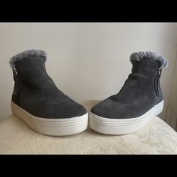 Dolce Vita Gray Suede Faux Fur Shoes Size 8 - Feel Free To Ask Questionsw