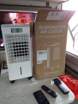 Evaporative air cooler