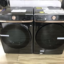 Samsung washer & dryer set in Black 