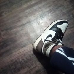 Air Jordan 1 Mocha 
